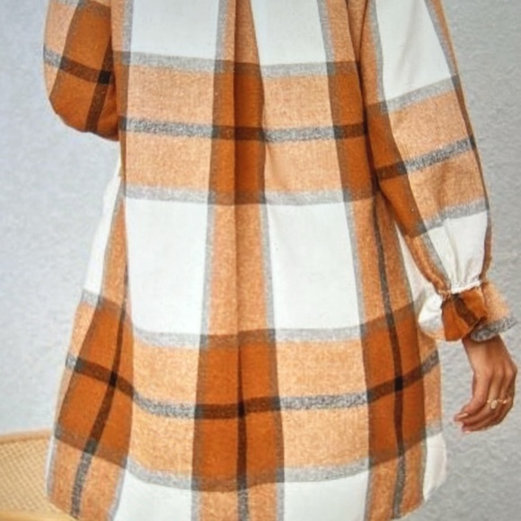 Last one ❣️
Khaki plaid pattern collared neck shirt dress - Picture 8 of 9